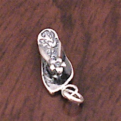 Sterling Silver Charm Slippers 23 mm 1.6 gram ID # 5778 - Click Image to Close