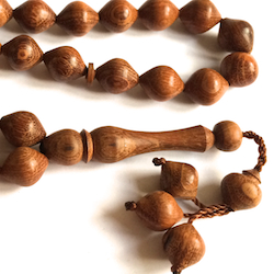 Rose Wood Islamic Prayer Beads Tasbih 33 Shiny ID # 6585 - Click Image to Close